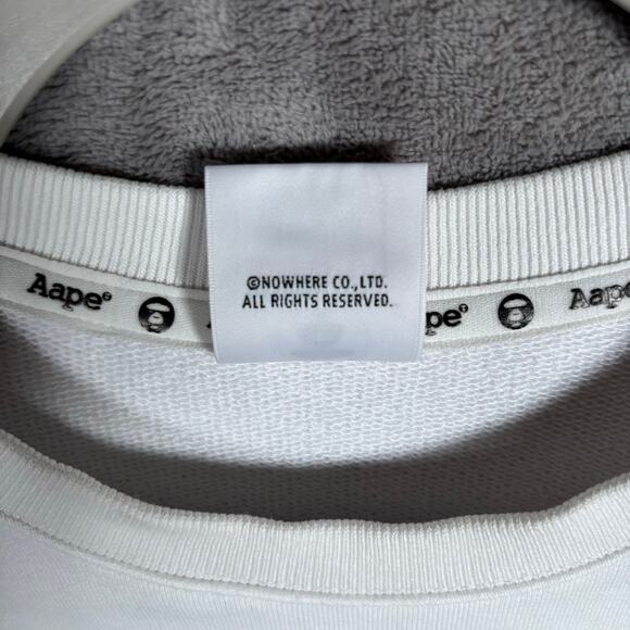 AAPE Universe Crewneck Sweater White Red Logo Size M - Picture 8 of 13